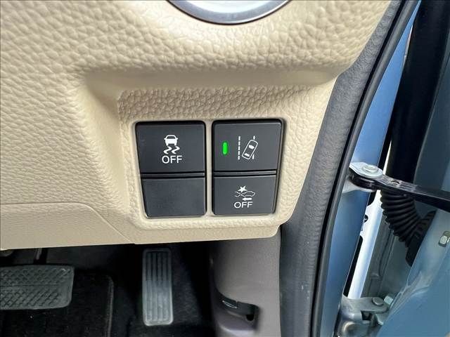 HONDA N BOX 2019 Image 31