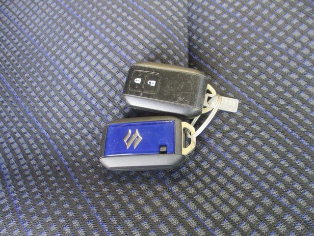 SUZUKI WAGON R 2018 Image 31