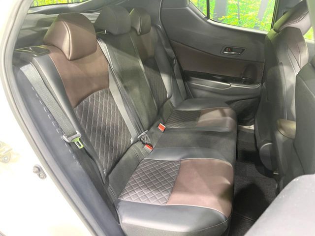 TOYOTA C-HR 2018 Image 31