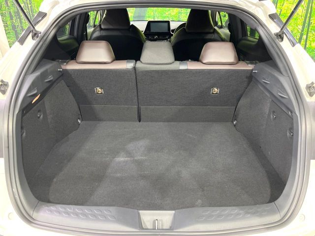 TOYOTA C-HR 2018 Image 31