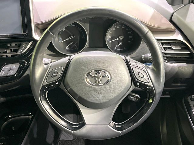 TOYOTA C-HR 2018 Image 31