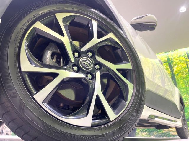 TOYOTA C-HR 2018 Image 31