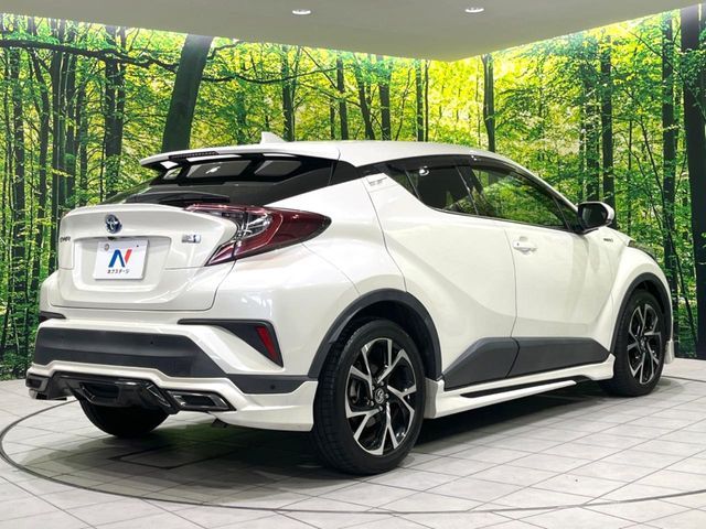 TOYOTA C-HR 2018 Image 31