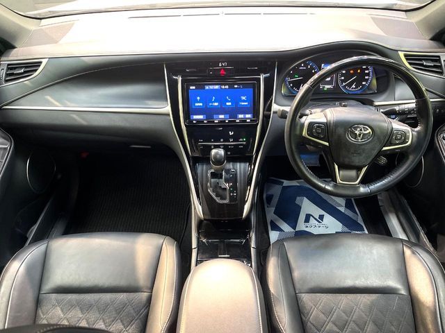 TOYOTA HARRIER 2WD 2018 Image 31