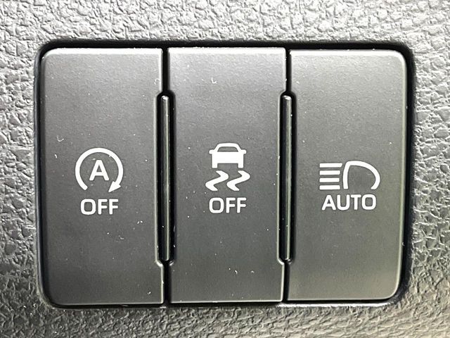 TOYOTA HARRIER 2WD 2018 Image 31