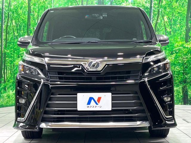 TOYOTA VOXY 2018 Image 31