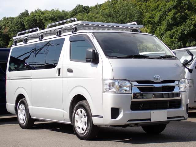 TOYOTA HIACE VAN 1.25T 2WD 2022 Image 31