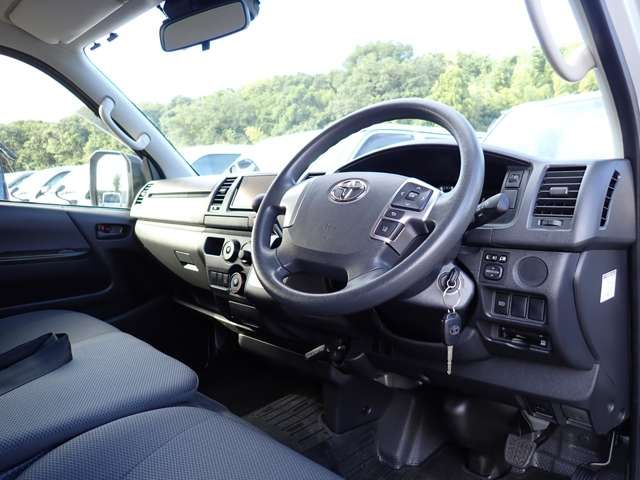 TOYOTA HIACE VAN 1.25T 2WD 2022 Image 31
