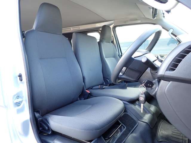 TOYOTA HIACE VAN 1.25T 2WD 2022 Image 31