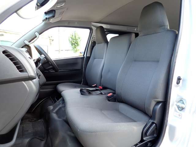 TOYOTA HIACE VAN 1.25T 2WD 2022 Image 31