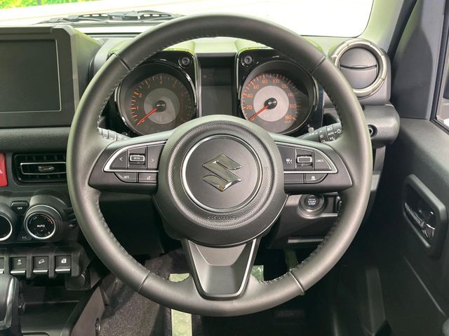 SUZUKI JIMNY NOMADE 2025 Image 31