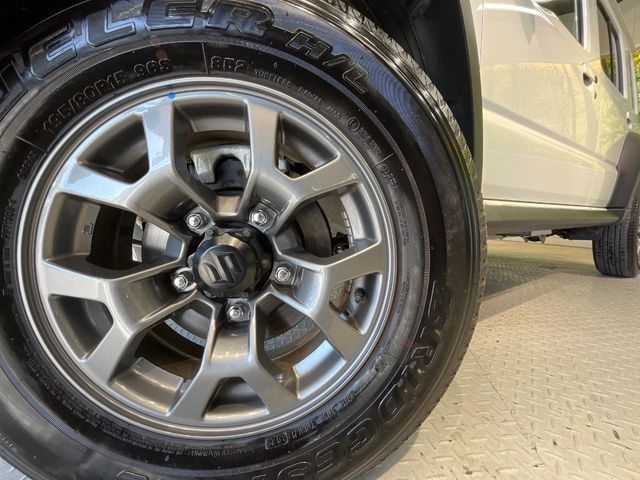 SUZUKI JIMNY NOMADE 2025 Image 31