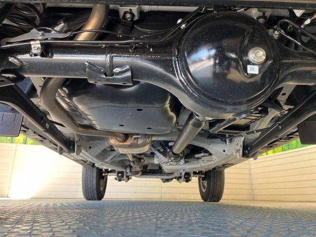 SUZUKI JIMNY NOMADE 2025 Image 31