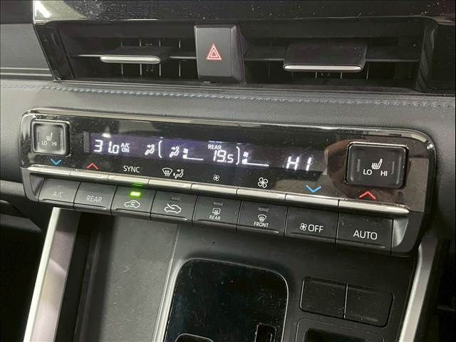 TOYOTA VOXY 2023 Image 31