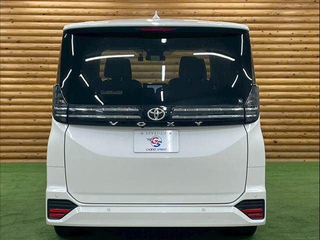 TOYOTA VOXY 2023 Image 31