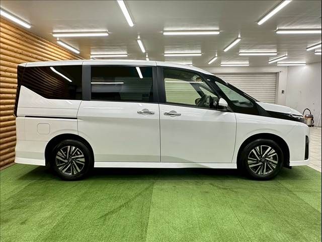 NISSAN SERENA  WG 2025 Image 31