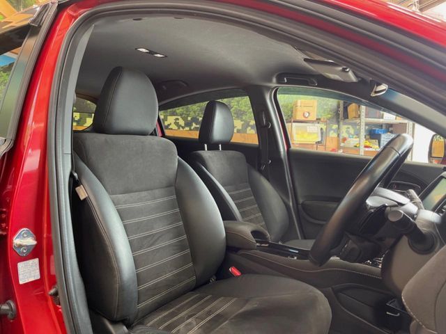 HONDA VEZEL HYBRID 2017 Image 31