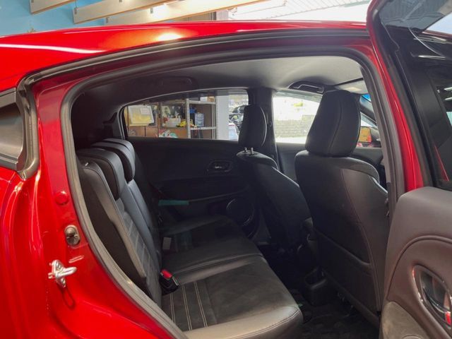 HONDA VEZEL HYBRID 2017 Image 31