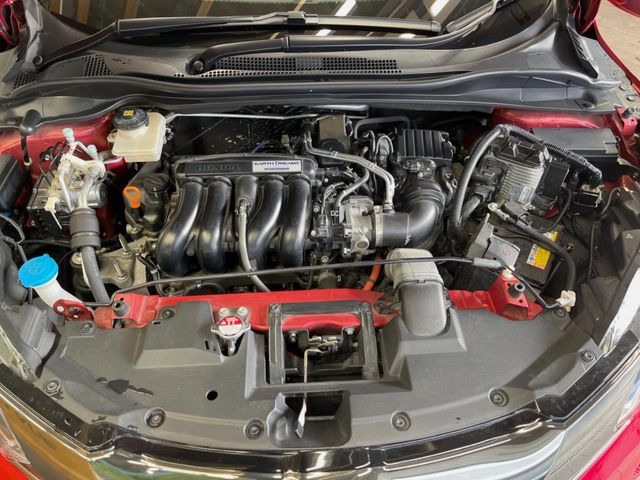 HONDA VEZEL HYBRID 2017 Image 31