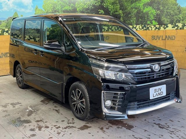 TOYOTA VOXY 2017 Image 31