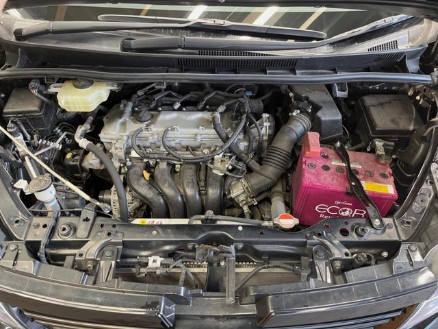 TOYOTA VOXY 2017 Image 31