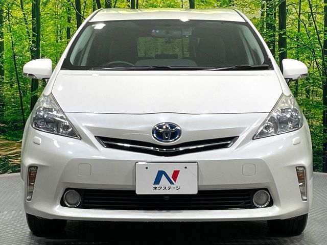 TOYOTA PRIUS ALPHA 2012 Image 31