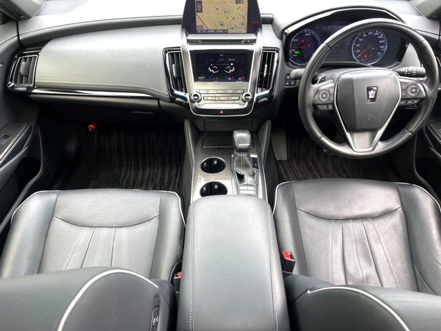 TOYOTA CROWN SEDAN HYBRID 2019 Image 31