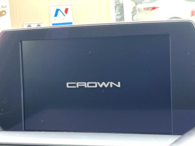 TOYOTA CROWN SEDAN HYBRID 2019 Image 31