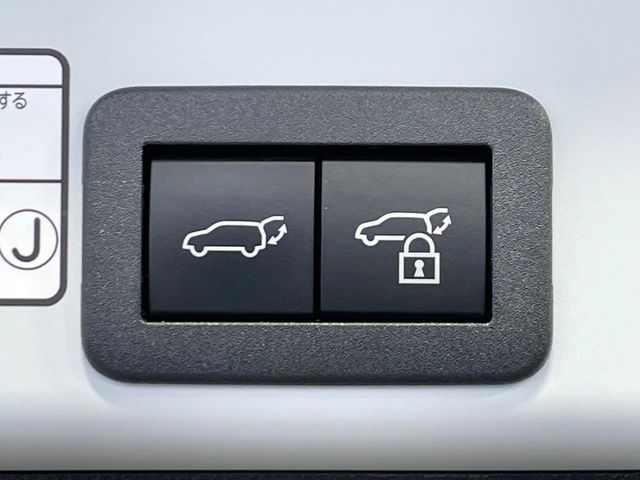 TOYOTA YARIS CROSS HYBRID 2023 Image 31