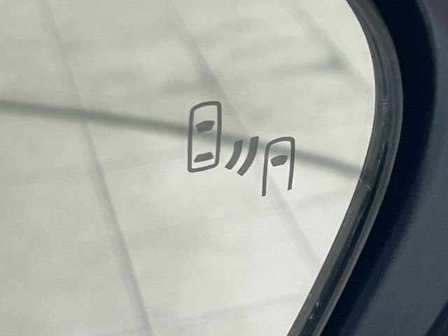 TOYOTA YARIS CROSS HYBRID 2023 Image 31