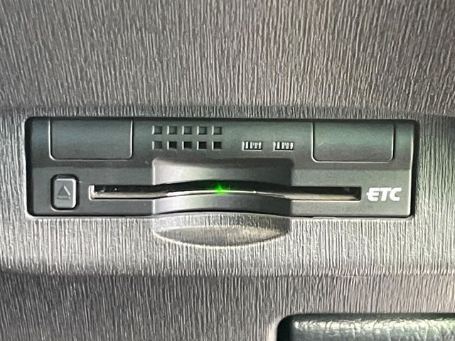 TOYOTA PRIUS 2015 Image 31