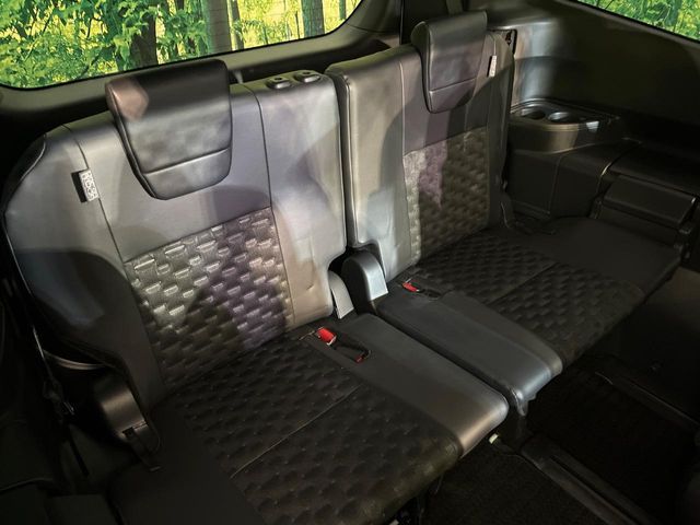 TOYOTA VOXY HYBRID 4WD 2022 Image 31