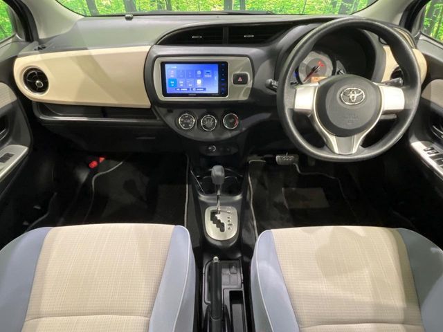 TOYOTA VITZ 2015 Image 31