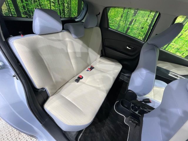 TOYOTA VITZ 2015 Image 31