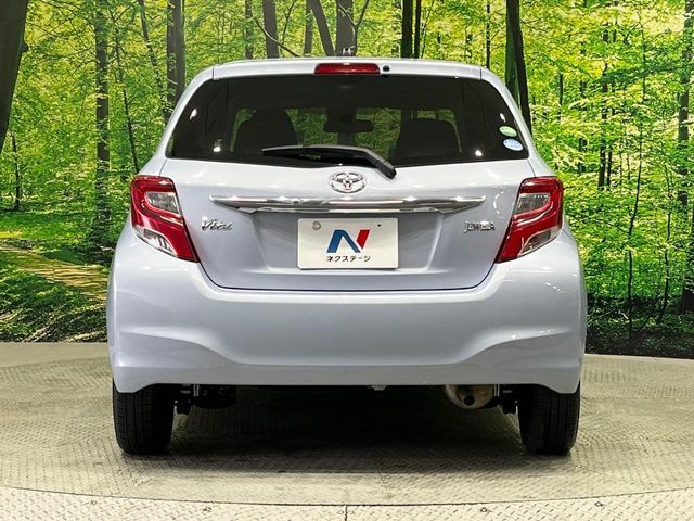 TOYOTA VITZ 2015 Image 31
