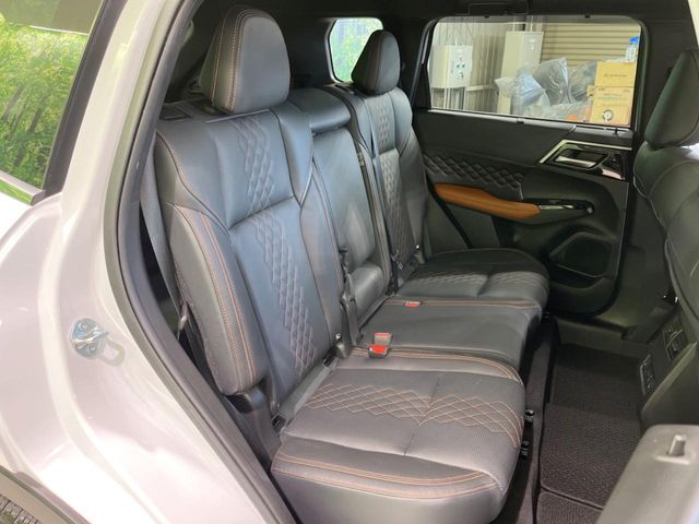 MITSUBISHI OUTLANDER PHEV 2022 Image 31