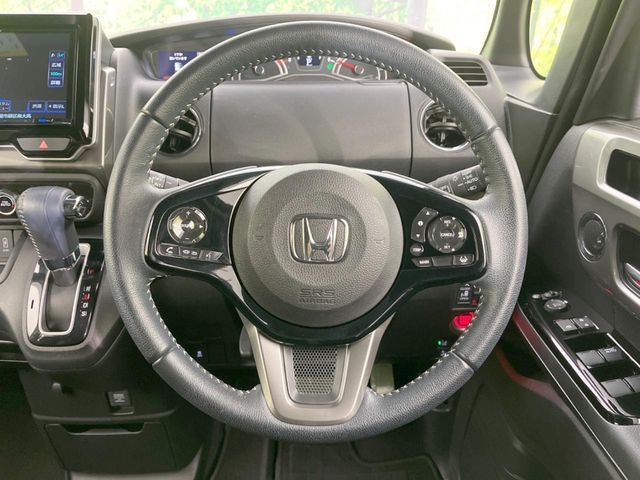 HONDA N BOX CUSTOM 2023 Image 31