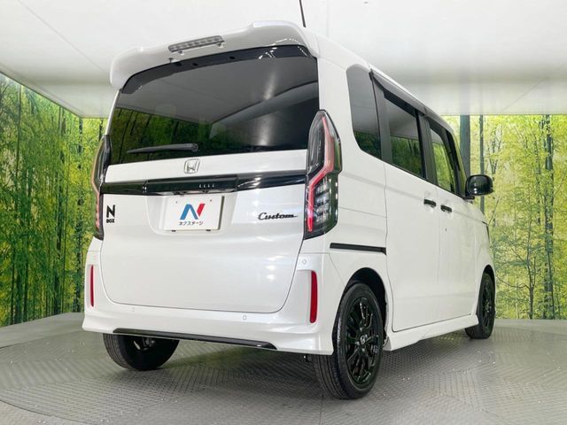 HONDA N BOX CUSTOM 2023 Image 31