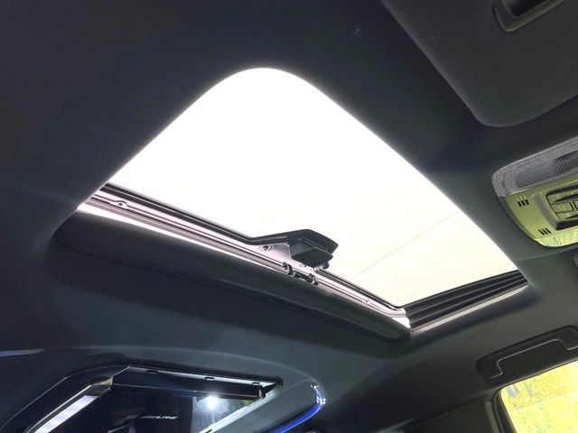 TOYOTA VELLFIRE 2017 Image 31