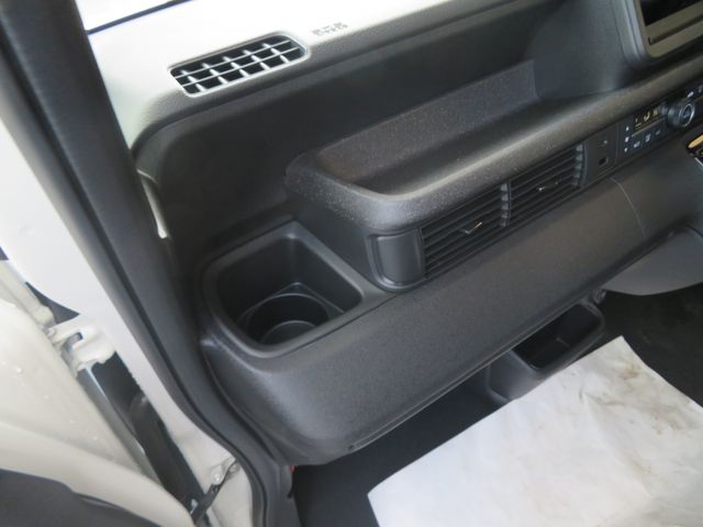 HONDA N BOX CUSTOM 4WD 2025 Image 31