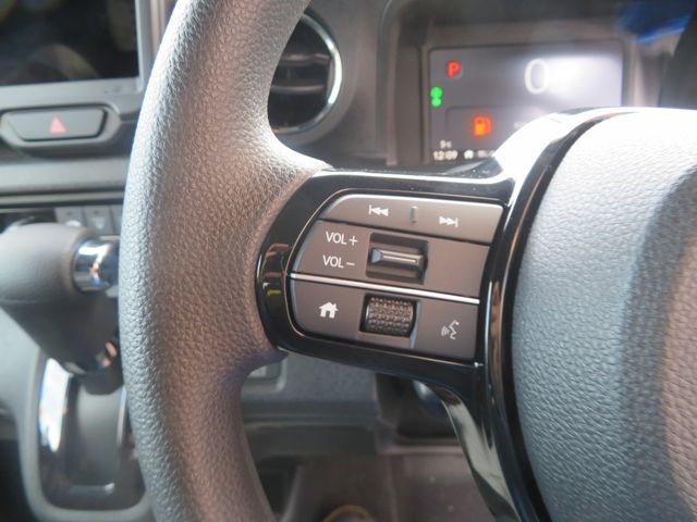 HONDA N BOX CUSTOM 4WD 2025 Image 31