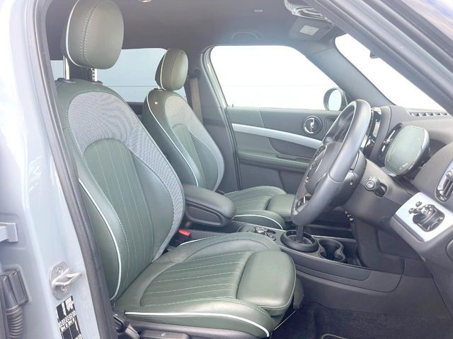 BMW MINI COOPER D CROSSO 2023 Image 31