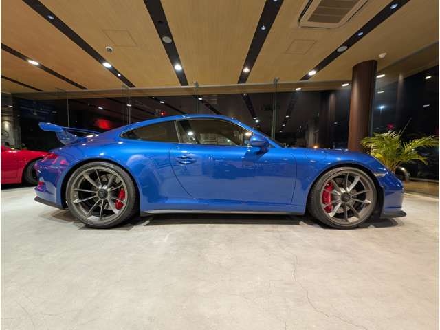 PORSCHE 911 2014 Image 31
