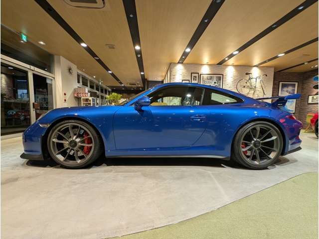 PORSCHE 911 2014 Image 31