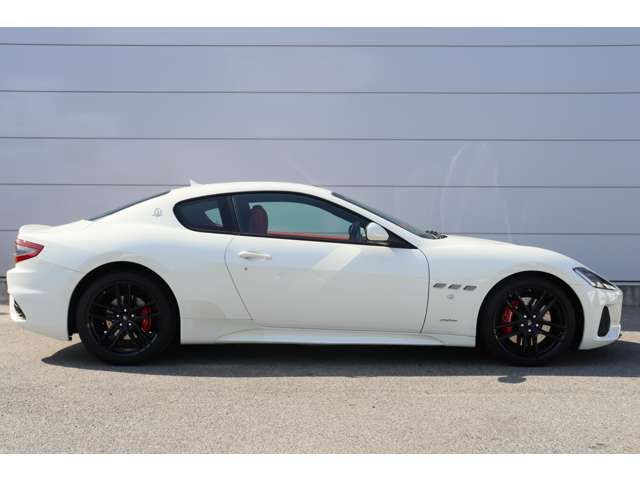 MASERATI GRANTURISMO 2019 Image 31