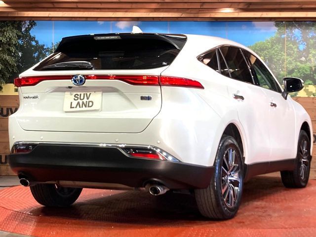 TOYOTA HARRIER HYBRID 2023 Image 31
