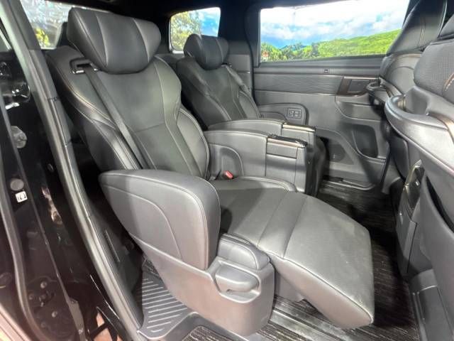 TOYOTA ALPHARD 2023 Image 31
