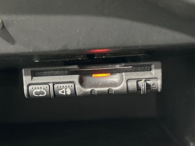 NISSAN NOTE 2013 Image 31