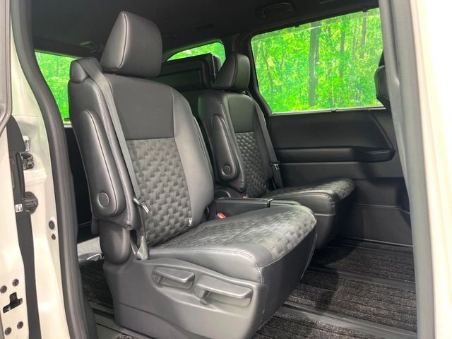 TOYOTA VOXY 2023 Image 31