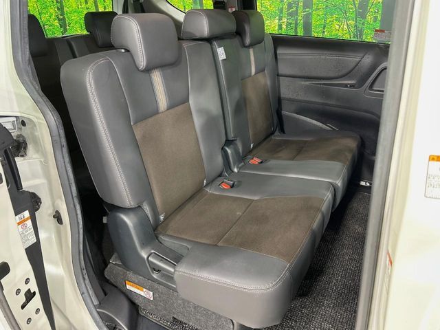 TOYOTA SIENTA HYBRID 2019 Image 31